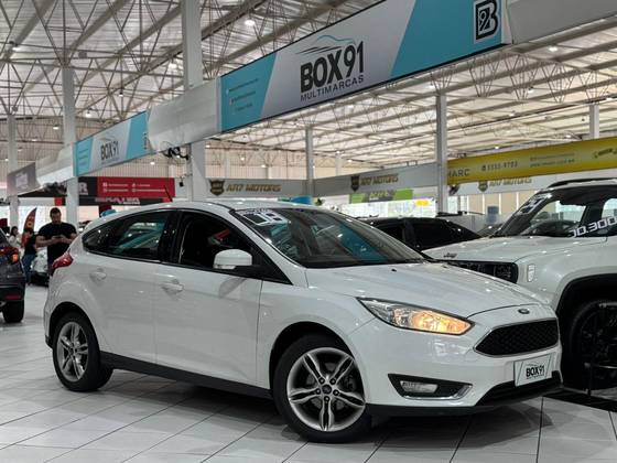 FORD FOCUS 1.6 SE PLUS 16V FLEX 4P MANUAL